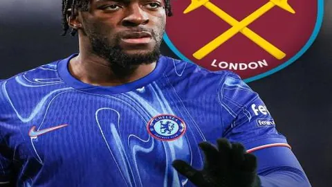 萊萬多夫斯基為梅西榮獲金球獎鼓掌稱讚